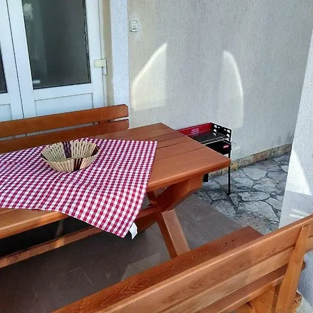 Apartment Vila Kraljica Krk Town
